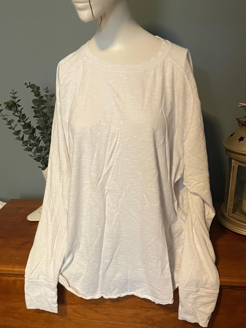 Zella White Long Sleeve Crewneck Tee